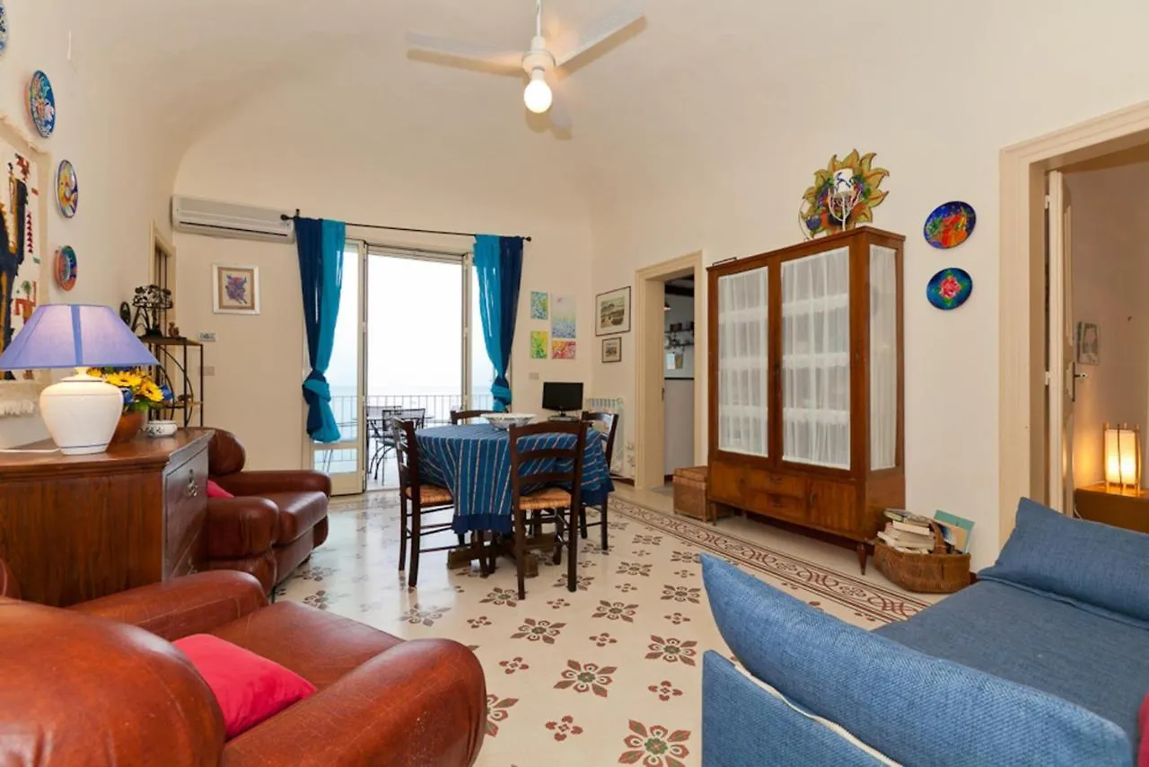 Apartment Terrazza Lara By Vacation Service