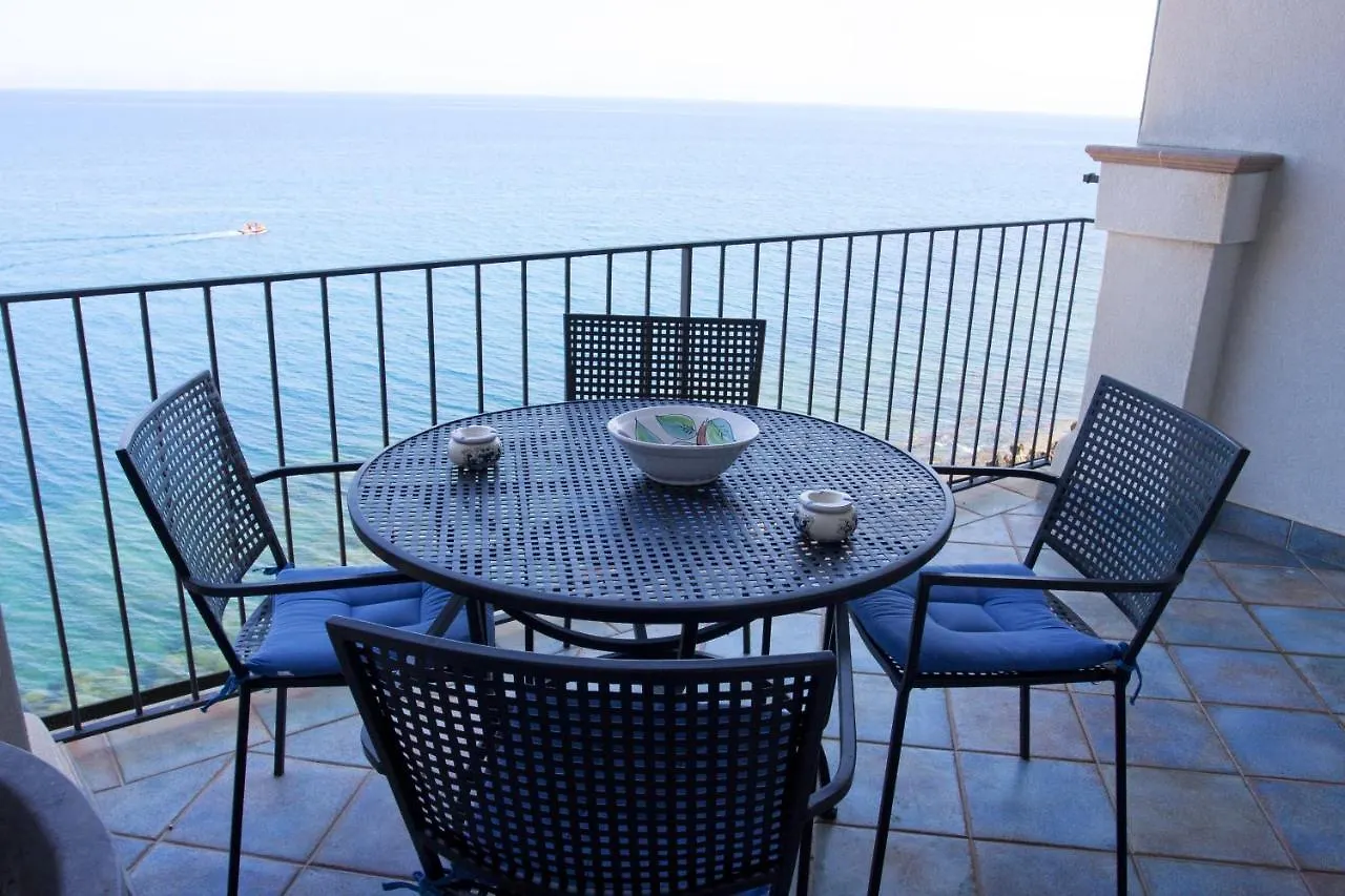 Terrazza Lara By Vacation Service location