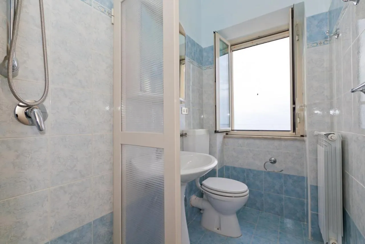 Apartment Terrazza Lara By Vacation Service